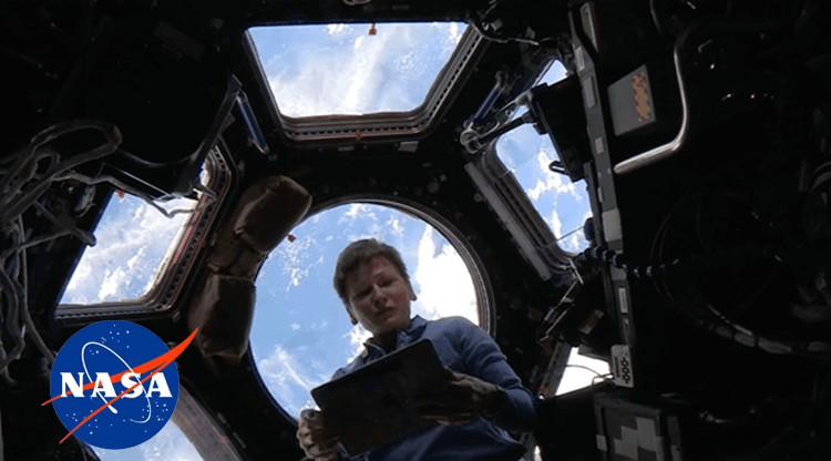 UX design at NASA - Peggy Whitson testing Playbook